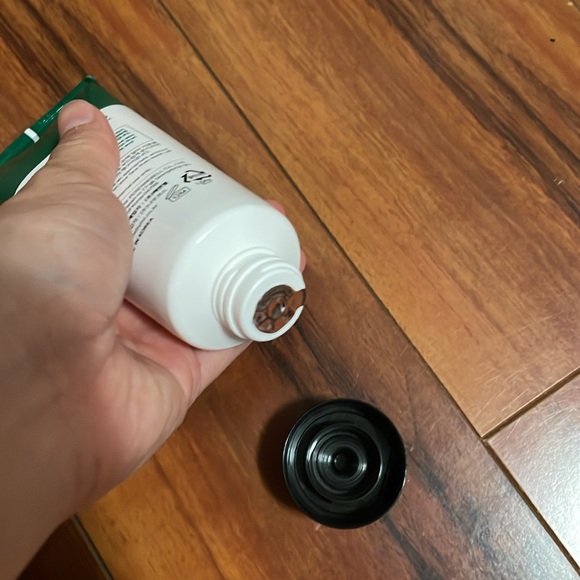 SOME BY MI 30 days Miracle acne clear foam cleanser - Picture 3 of 3